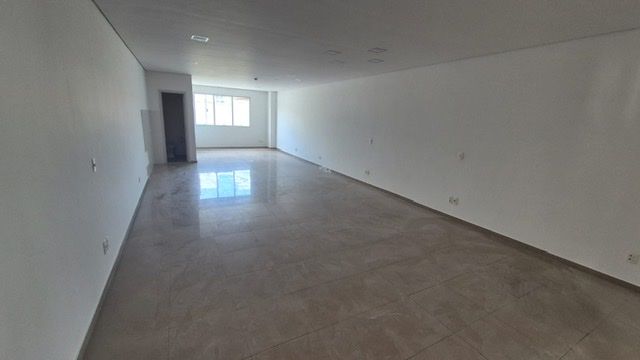 Sala Comercial - Aluguel - Jardim Limoeiro - Aruj� - SP