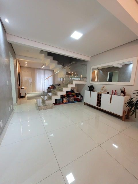 Casa em Condomínio - Venda - Jardim Limoeiro - Arujá - SP