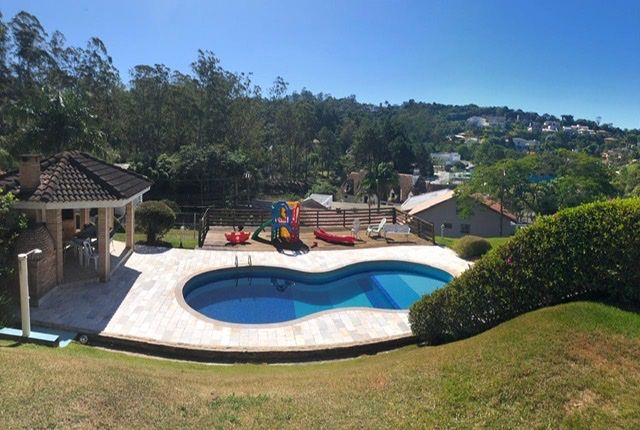 Casa em Condomnio - Aluguel - Condomnio Aruj Hills I e II - Aruj - SP