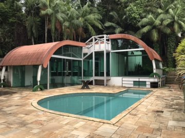 Casa p/ Loca��o-3 Suites c/Piscina-Cond. Arujazinho I,II,III
