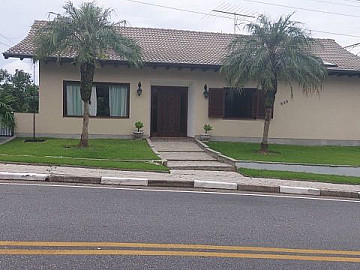 Casa em Condom�nio para Aluguel